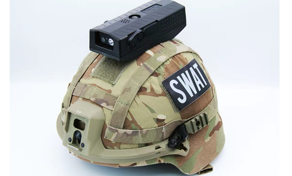 Cámara de casco SWAT